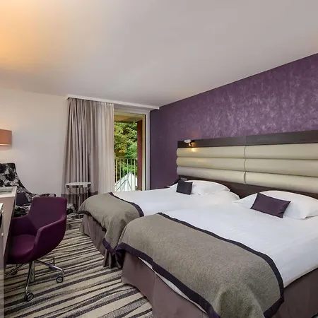 Moevenpick מלון 4*
