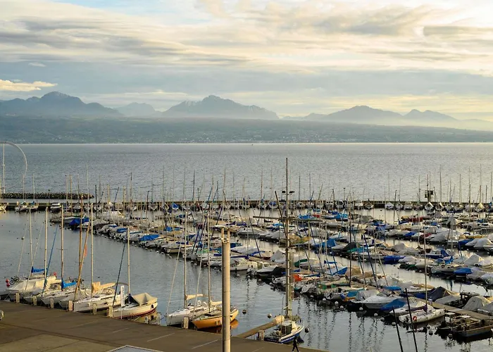 Отель Moevenpick 4*