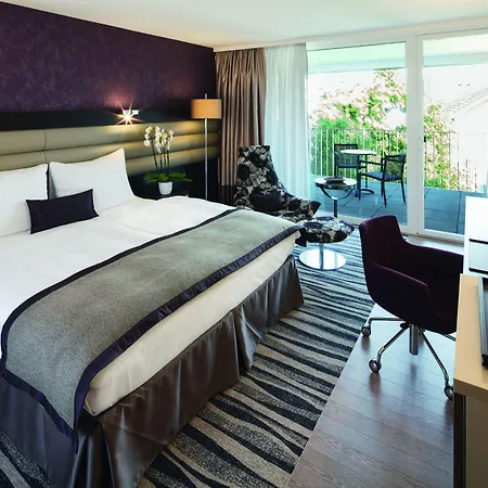 Mövenpick 4*